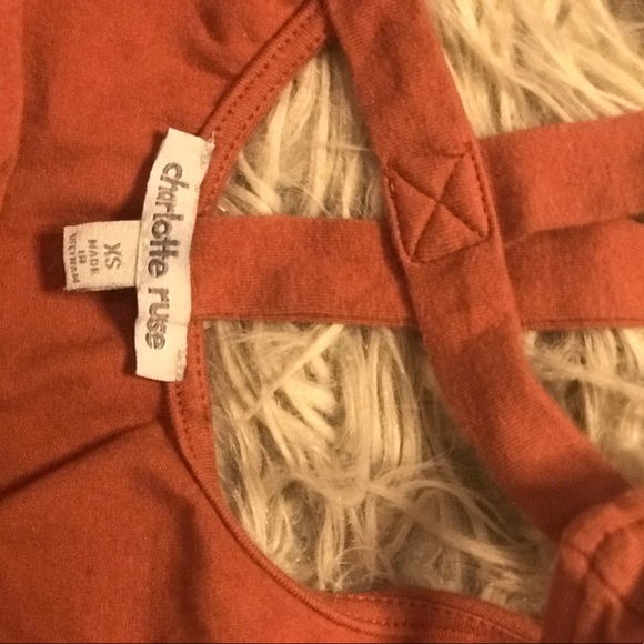 Salmon cropped tank top - Picture 3 of 3